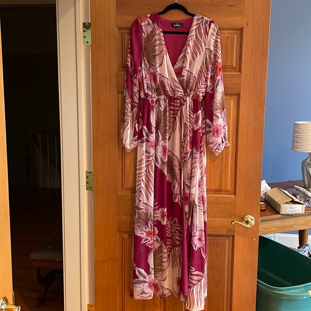 Lulu’s Floral Maxi Dress
